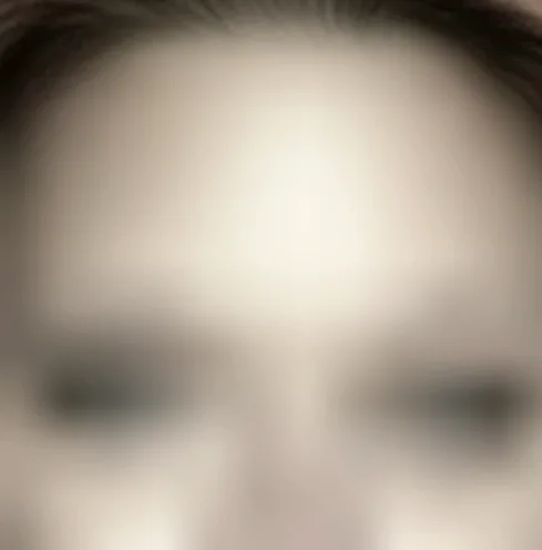 Abril, 38 años